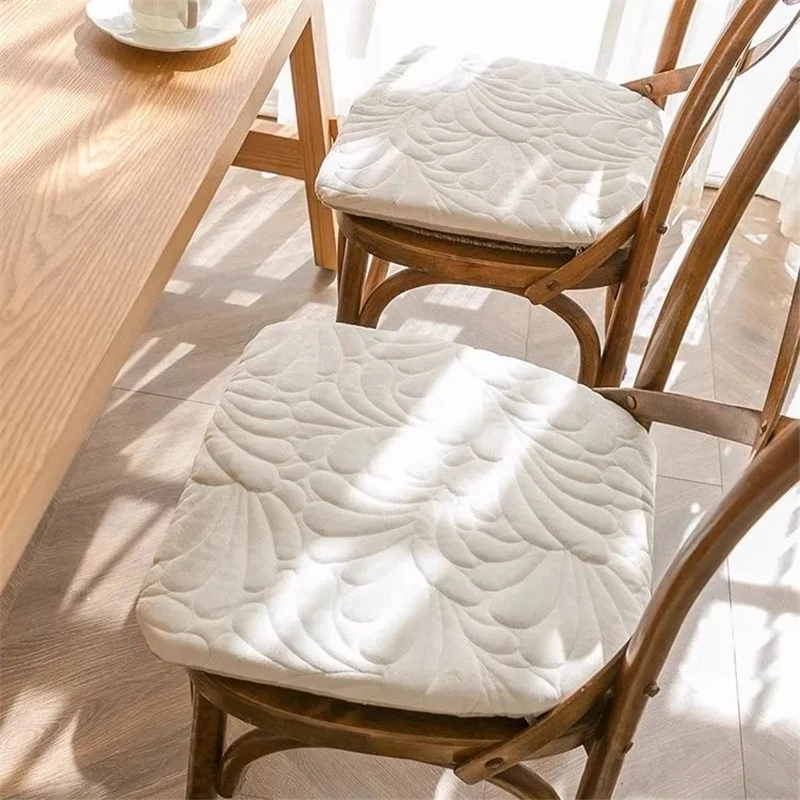 40x43CM Horseshoe Shaped Chenille Cushion Home Dining Chair Mats Seat Cushion Solid Color Thickened Office Chair Cushion