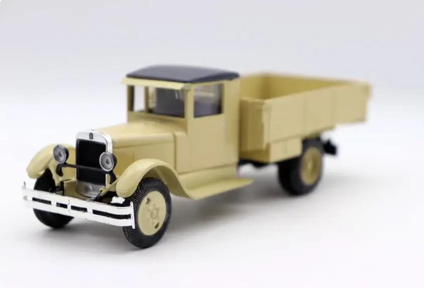 1/43 جديد وصول سعر خاص دييكاست المعادن النادرة ZIS-5 نماذج من الشاحنات عرض الأثاث جمع لعب للأطفال