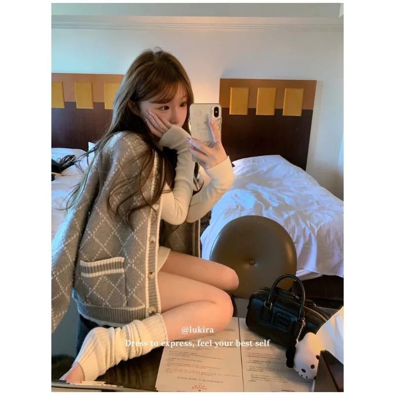 Korean Chic Diamond Pattern Knitted Sweater Coat Women's Small Size Medium Length Loose round Neck Open Cardigan Warmth Heating