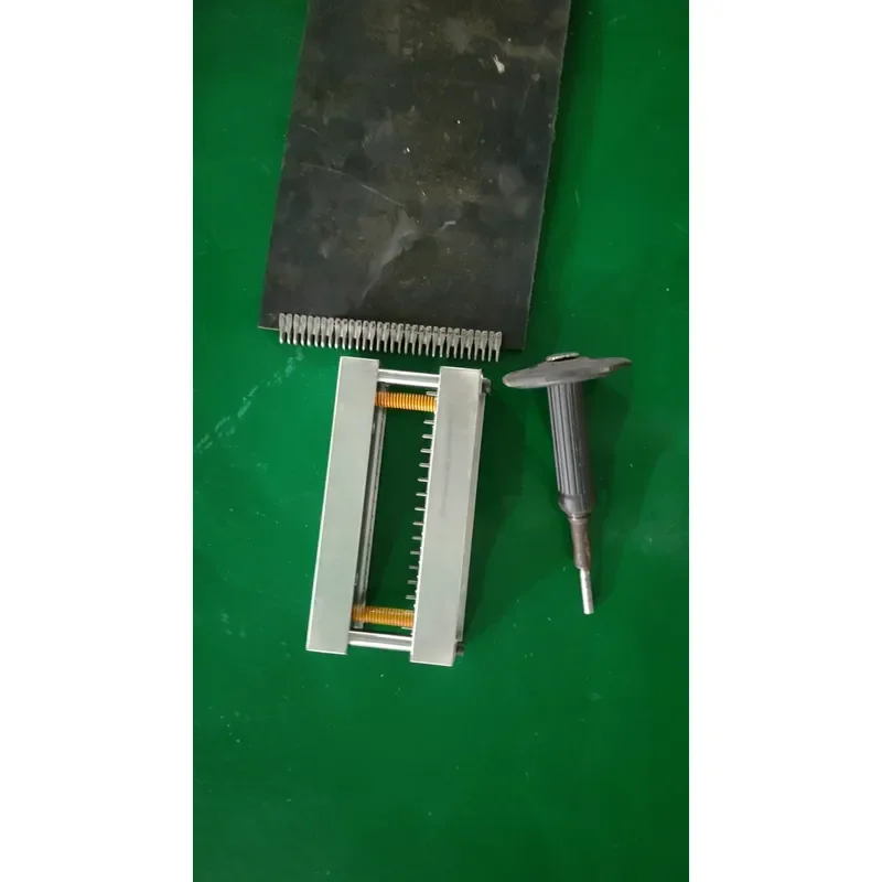 Thick plate fastener tool for safe and efficient installation of heavy-duty panels in construction and industry