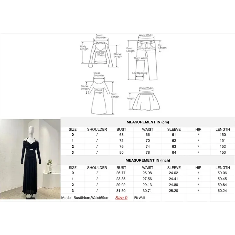 Hochwertiges schwarzes, langärmliges Neckholder-Maxikleid mit schulterfreiem Falten und Ausschnitt an der Taille 2025