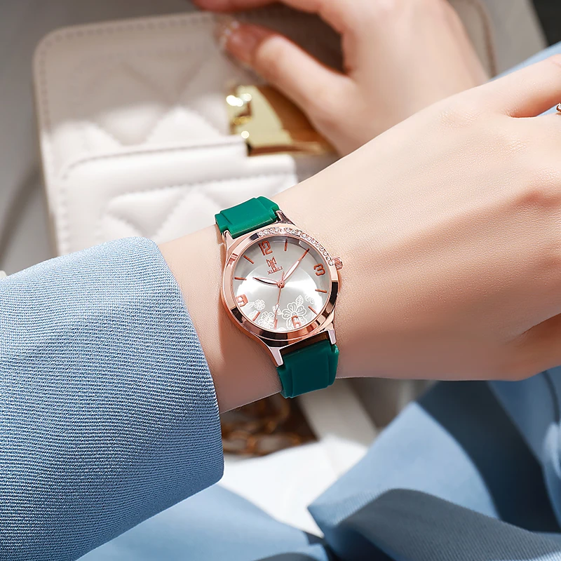 Fashion 2024 Simple Rose Gold Digital Floral Women\'s Quartz Watch Sport Black Silicone Women\'s Clock Dress Gift Watches