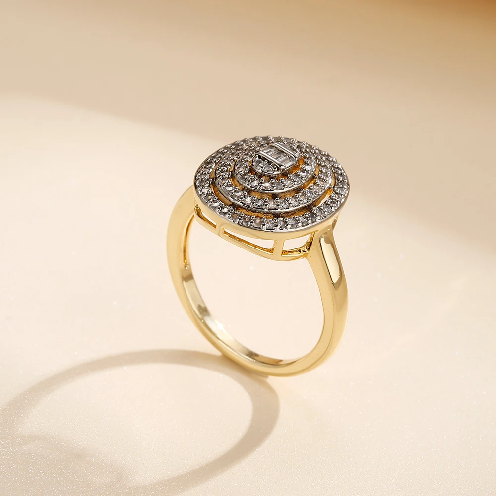 Französisches Retro-Schmuckset mit ovalem, mehrschichtigem Zirkon-Inlay, Ohrringe und Ringe, zweiteiliges Set, hochwertige Accessoires für Bankette und Hochzeiten. – Detail 8