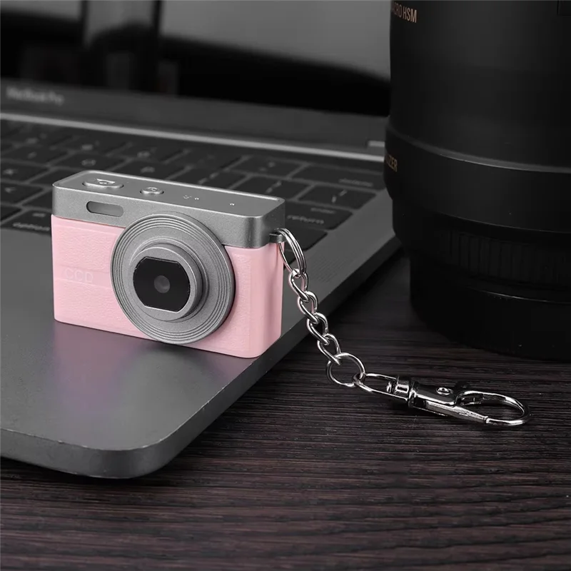 FFYY-HD Mini Digital Camera Small Video Camera 2MP 720P Hanging Buckle USB Rechargeable Kid