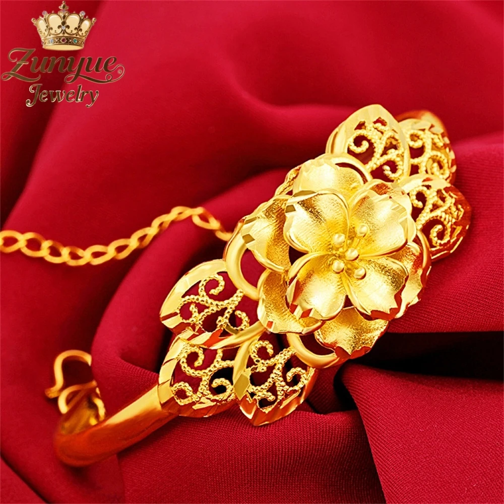 

Sand Gold Hollowed-Out Flower Bracelet Luxury Quality Jewelry Fashion Jewelry Best Selling Handicraft Exquisite Elegant Charms