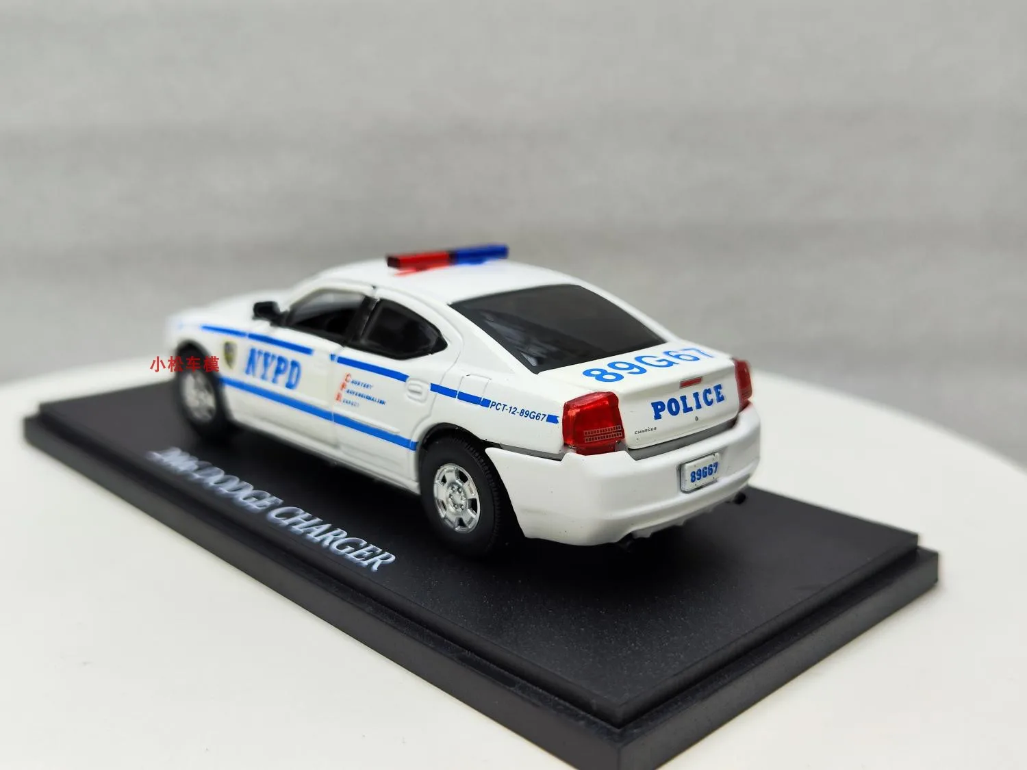 1:43 2006 Dodge Charger NYPD High Simulation Alloy Car Model Collectible Toy Gift Souvenir Display Ornament W1222