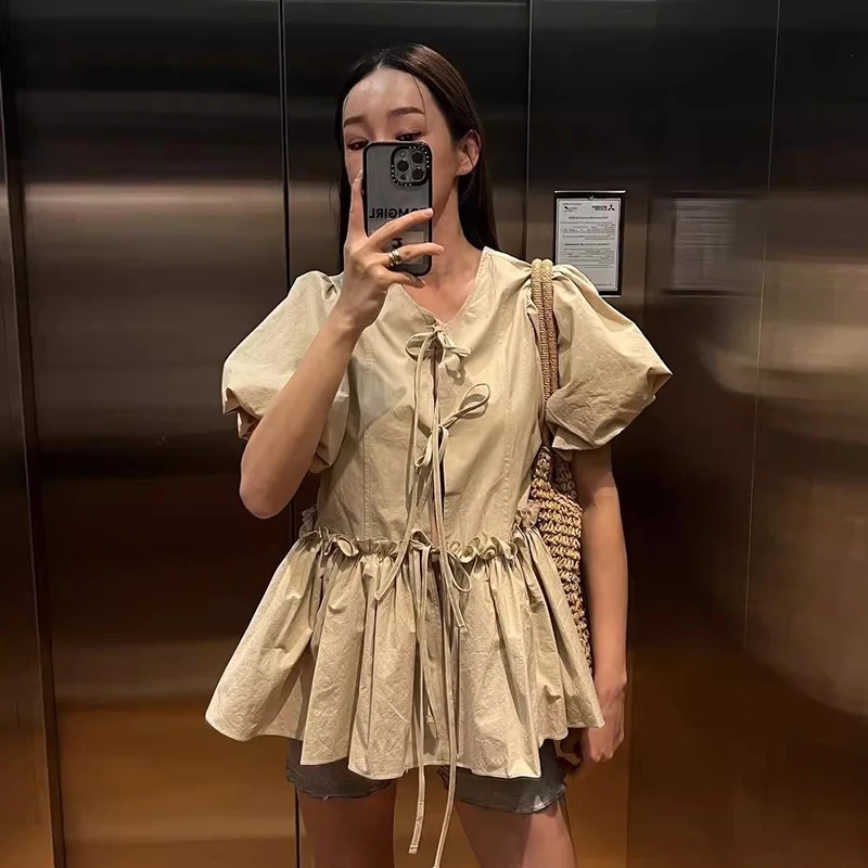 Csa Casual de Verão com Decote Redondo e Mangas Bufantes para Mulheres, Estilo Solto com Design de Recortes, Estilo Corean...