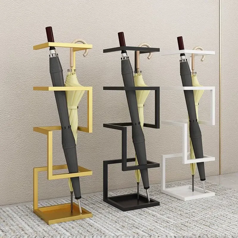 Einfacher Schirmständer aus Eisen, geometrischer Sonnenschirmhalter, Hochtemperatur-Farbe, hohles Design, Ausstellungsständer, elegant