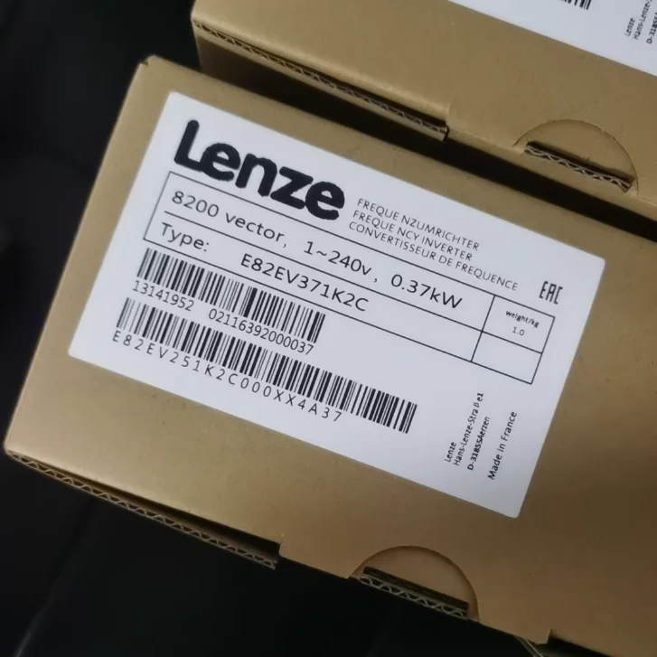 In Stock Lenze E82ev113 8200 Lenz Servo Drive Inverter E82ev371 2c Series Vector Frequency Inverter E82EV371-2C Lenze Inverter