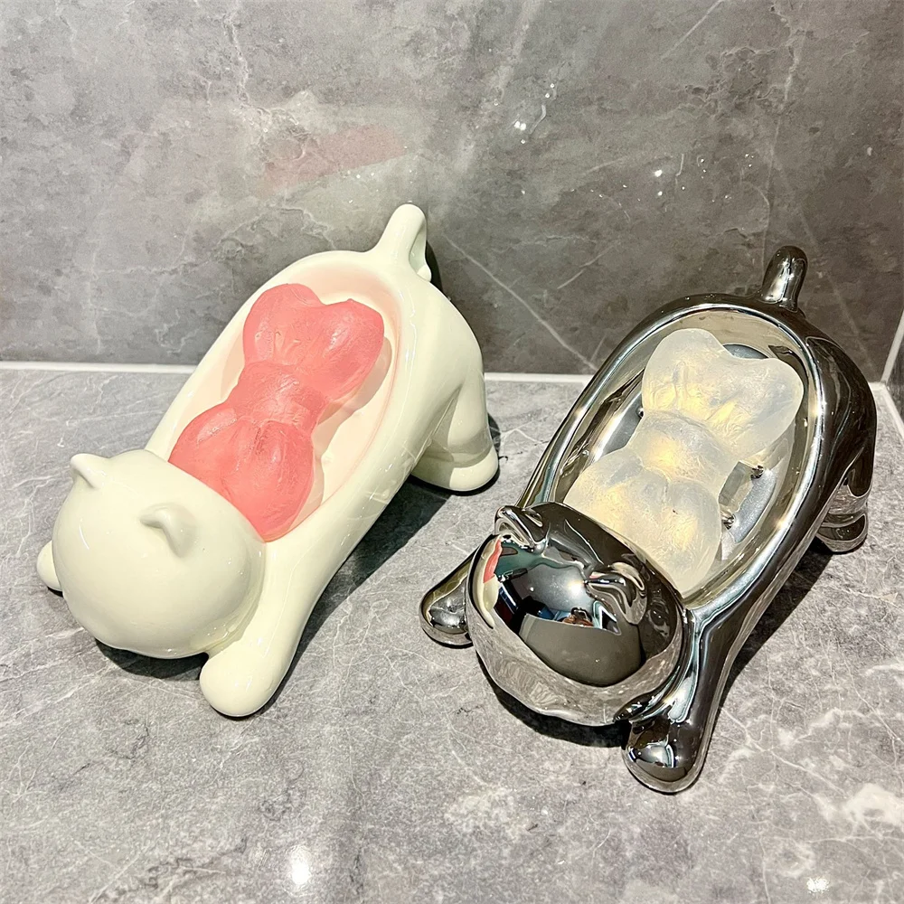 Cute Cat Drain Soap Holder Container Smooth Ceramic Toilet Soap Dish Case Tray Bathroom Accessories Washroom Tools Home Decor