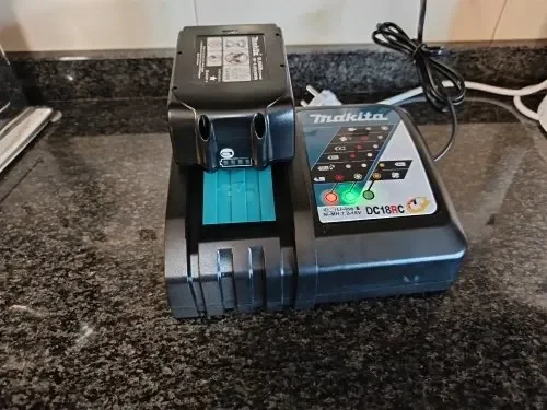 

Оригинальный литий-ионный аккумулятор Makita 18В 6000мАч, замена для моделей BL1860, BL1830, BL1850, BL1860B