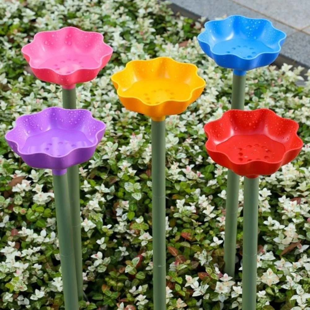 Weather Resistant Flower Shape Garden Birdbath Detachable Plastic Bird Water Feeder Creative Garden Stake Backyard