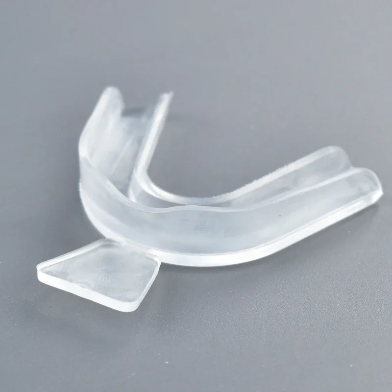歯ぎしり防止、いびき防止、歯のホワイトニング用ナイトガードトレー、デンタルケア、睡眠補助