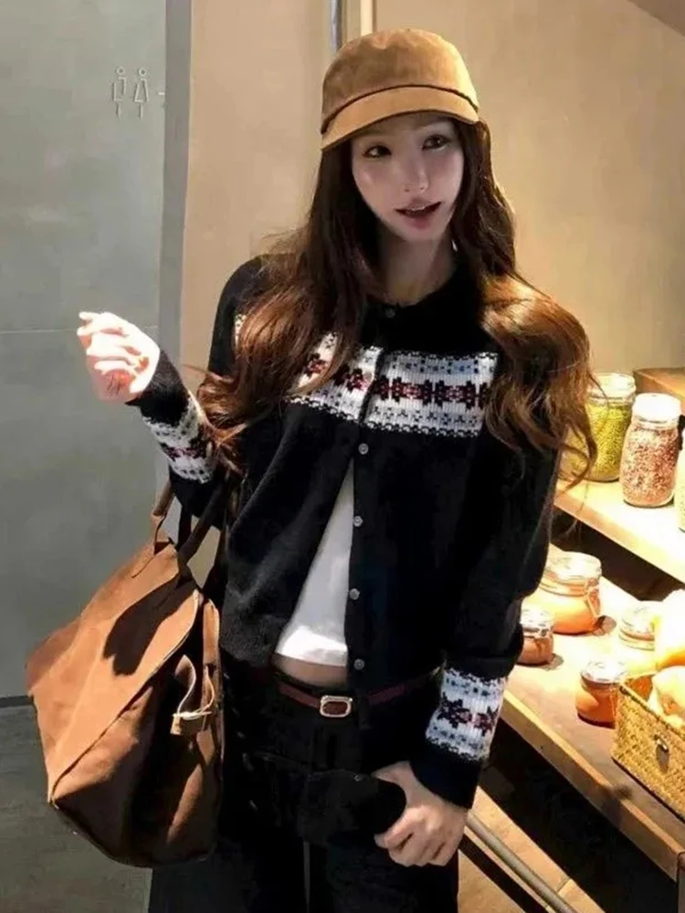 Outono inverno vintage malha cardigan feminino botão jacquard manga longa camisola casual preppy o pescoço doce retro estudante curto topos