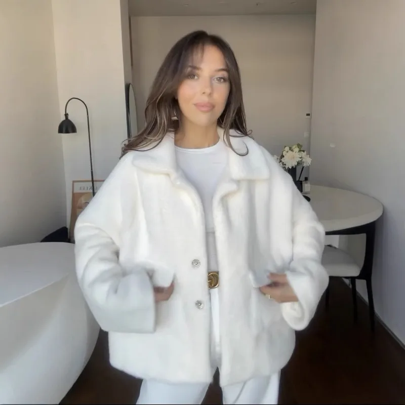 Fashion Loose Faux Fur Jackets Women Solid Color Fluffy Warm Lapels Long Sleeves Hidden Button Designs Coat Elegant Casual Tops