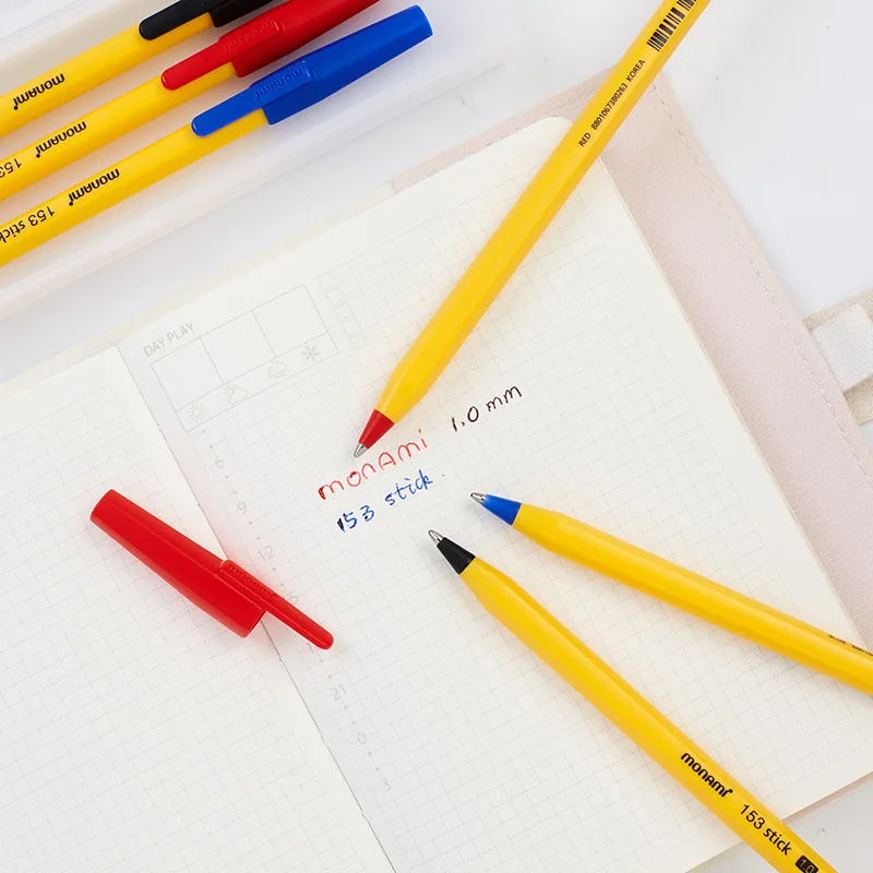 مونامي الكورية خمر قبعة سحب القلم رصاصة السلس الأصفر قضيب قلم حبر جاف طالب تعلم العودة إلى المدرسة القرطاسية