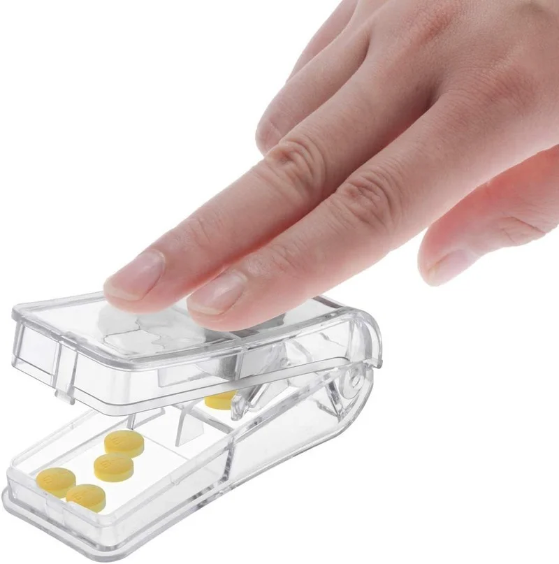 1PC Clear Medicine Pill Holder Tablet Cutter Splitter Pill Case Mini Useful Portable Storage Box Pill Tablet Pill Cutter Divider