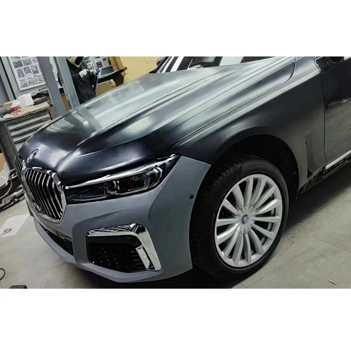 Car Bumpers Body Kit for BMW F01 F02 7 Series 2008-2015 Year Upgrade 2020 New Model with Front Rear Bumper Lamps Hood Fenders