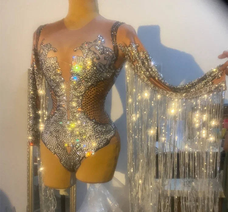 Bodysuit feminino com lantejoulas, strass prateado, macacão franjas de dança latina, traje de palco, macacão com lantejoulas, desgaste de clube, cantor, desgaste borla