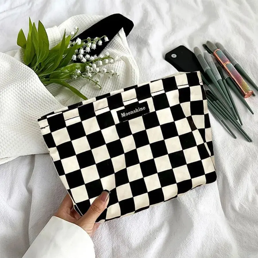 Black And White Plaid Cosmetic Bag Large Capacity Cosmetic Storage Bag Portable Versatile Checkerboard Toiletry Bag