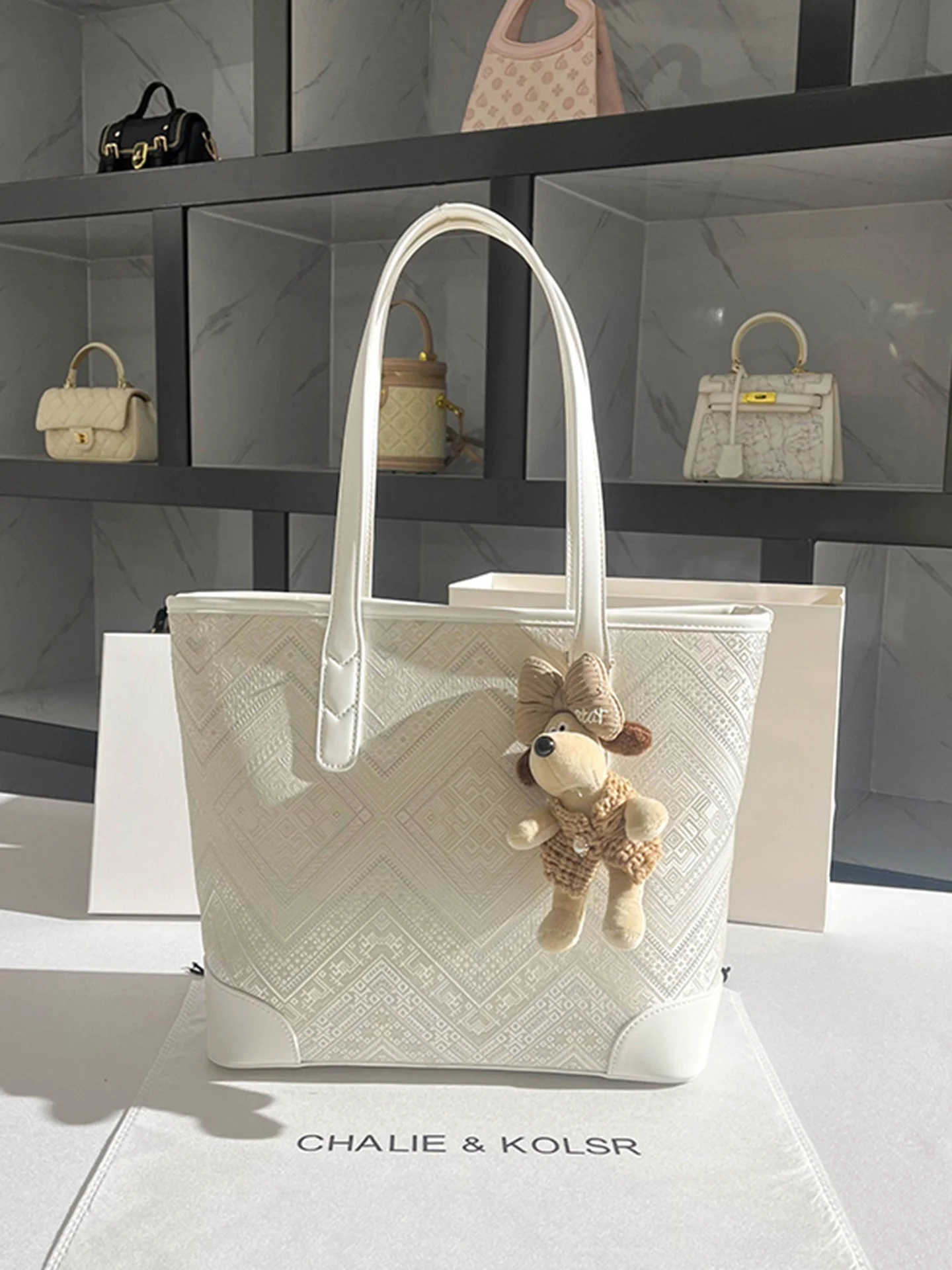 nuova-borsa-a-tracolla-ricamata-in-stile-cinese-da-donna-in-morbida-pelle-casual-e-alla-moda-primavera-2026-sensazione-di-lusso