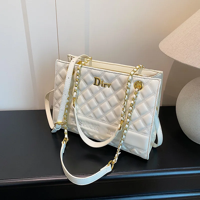 Nouveau fourre-tout à chaîne matelassé pour femmes-sac à bandoulière de luxe polyvalent de grande capacité pour les déplacements