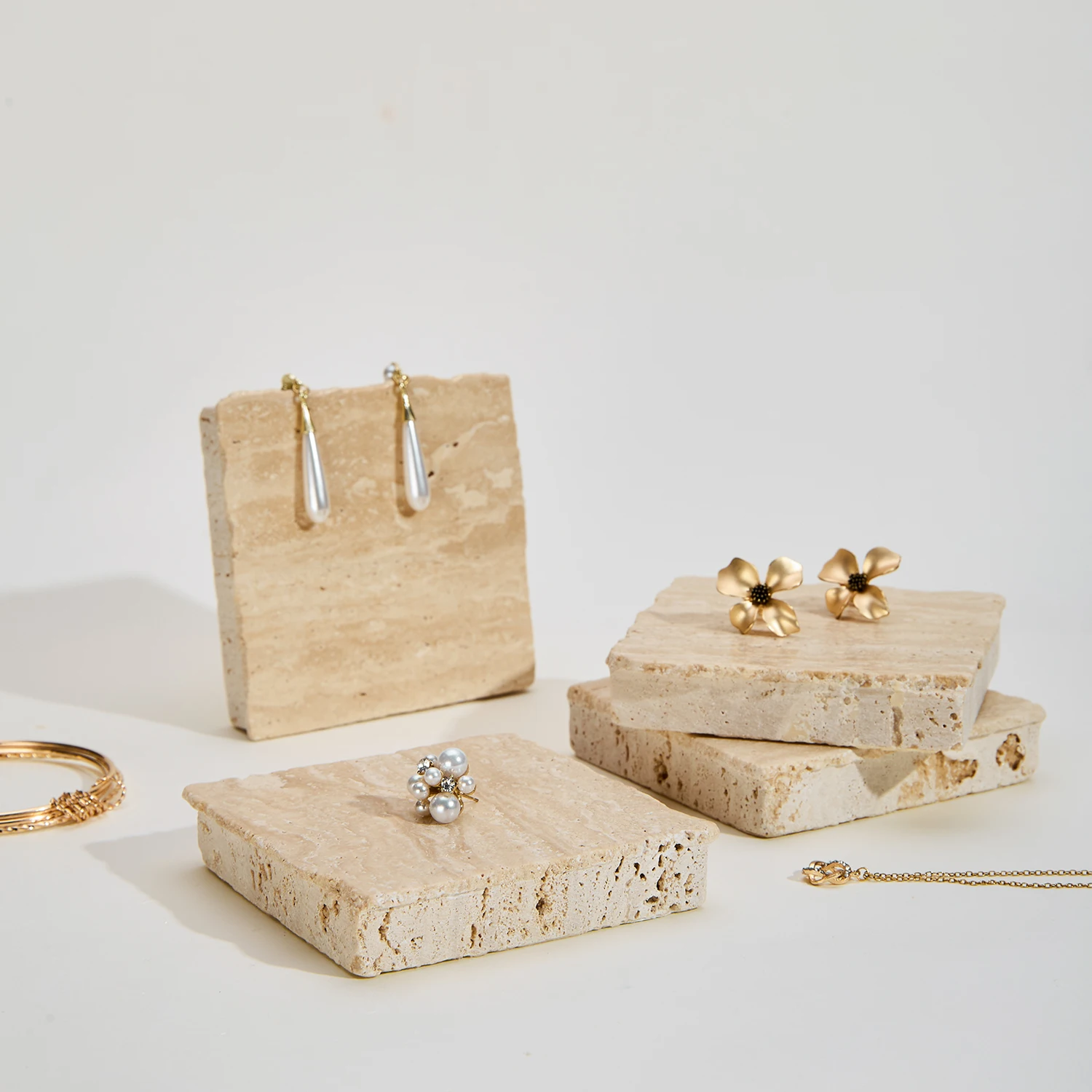 suporte-de-exibicao-de-joias-em-marmore-natural-estilo-artistico-de-alta-qualidade-design-criativo-para-armazenamento-de-jo