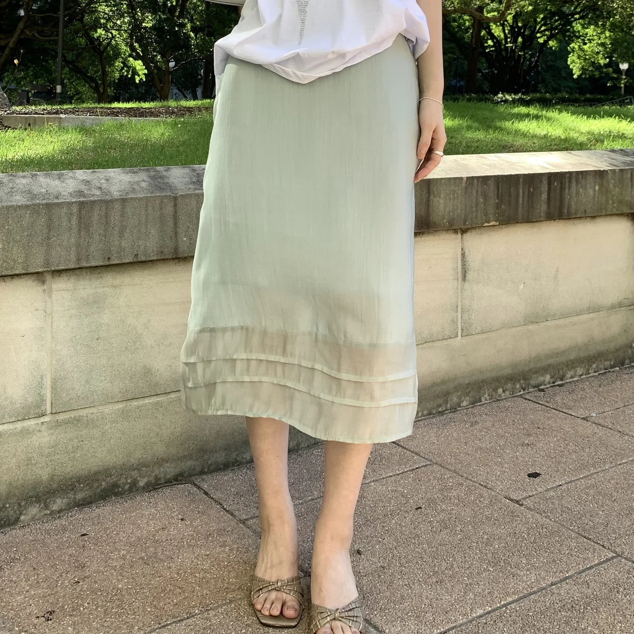 Elegant High Waist Straight Cut Skirt with Layered Pleats Lightweight Versatile Midi Skirt for Business Casual Wear