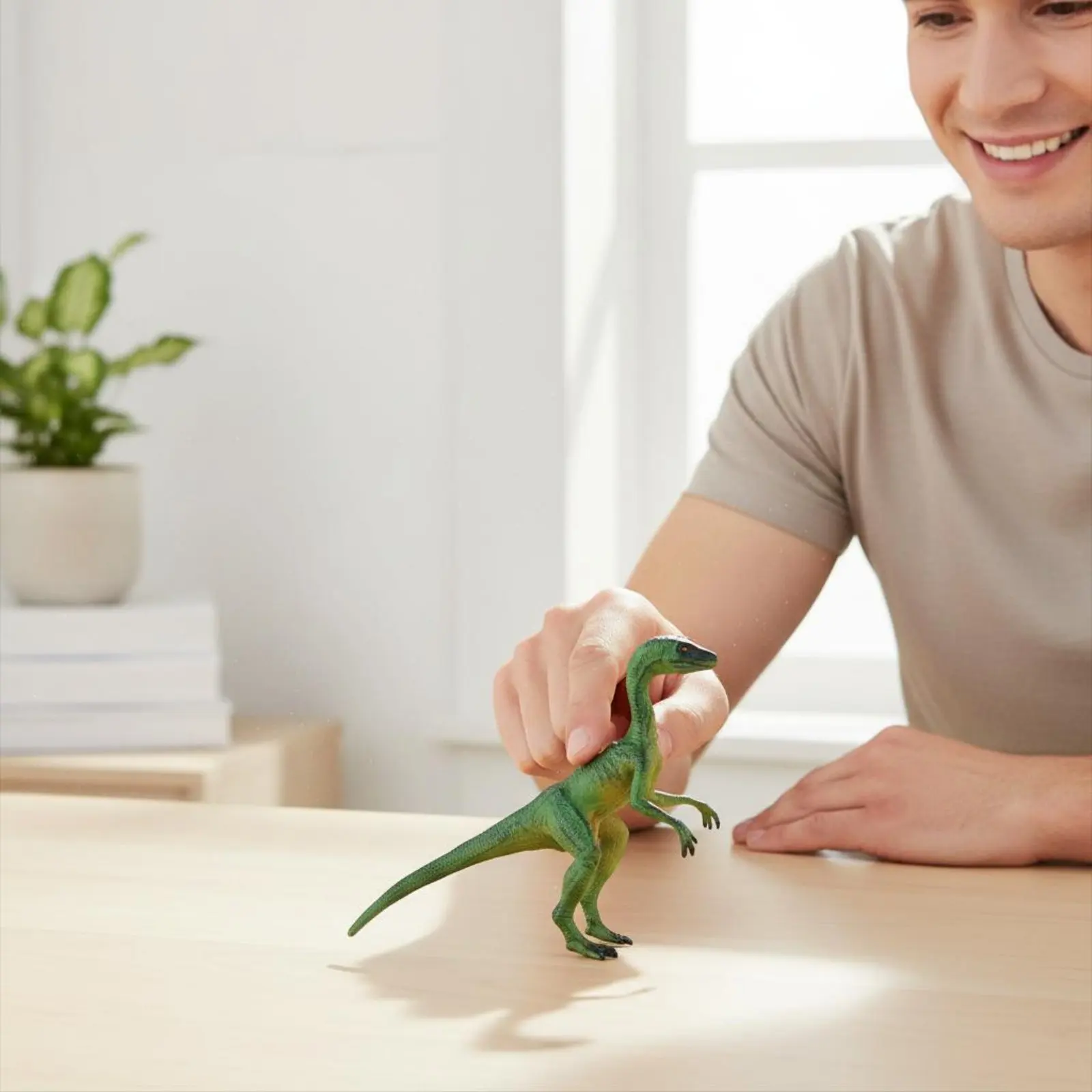 

Small Dinosaur Figure Sturdy Plastic Dinosaur Figurine Creature Model Easy to Clean Cake Topper for Children, School Projects