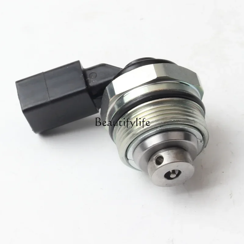 

079127025AF 079127025C Hitachi left and right pressure fuel pump converter solenoid valve plug