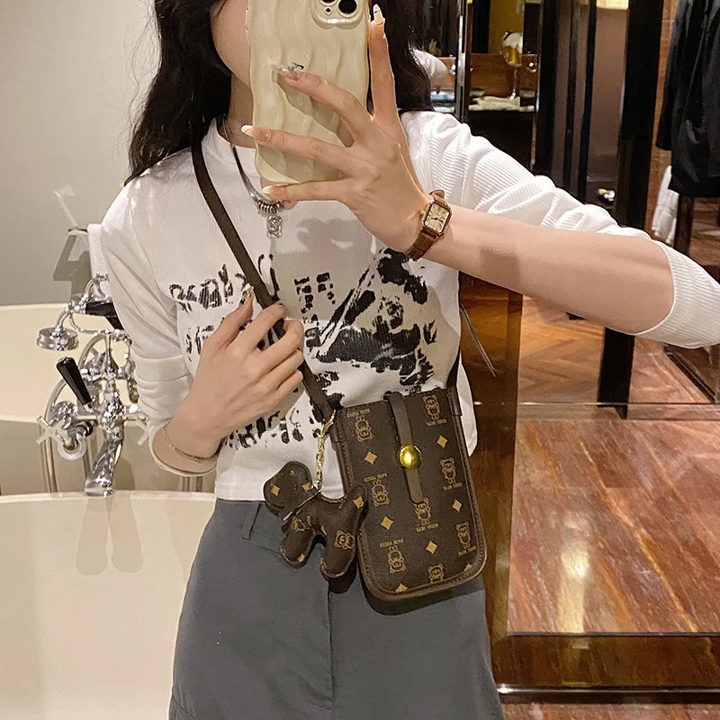 2024 New Niche Women Simple Western Style Small Luxury Brand Crossbody Bag phone bag Textured Fashion Temperament Shoulder Bag