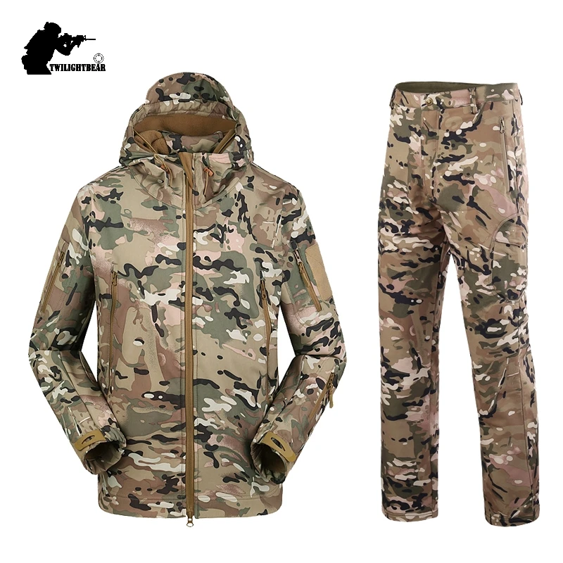 Outdoor Camoflage SoftShell Men\'s Suits 5XL Oversized Waterproof Fleece Clothes Set Men Clothing Camping Hunting Suit A2F051