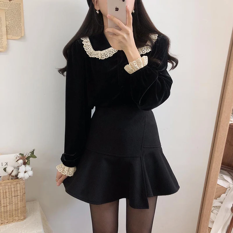 Vintage Black Velvet Shirts Women Kawaii Cute Lace Patchwork Blouses Office Ladies Elegant Korean Lantern Long Sleeve Tops New