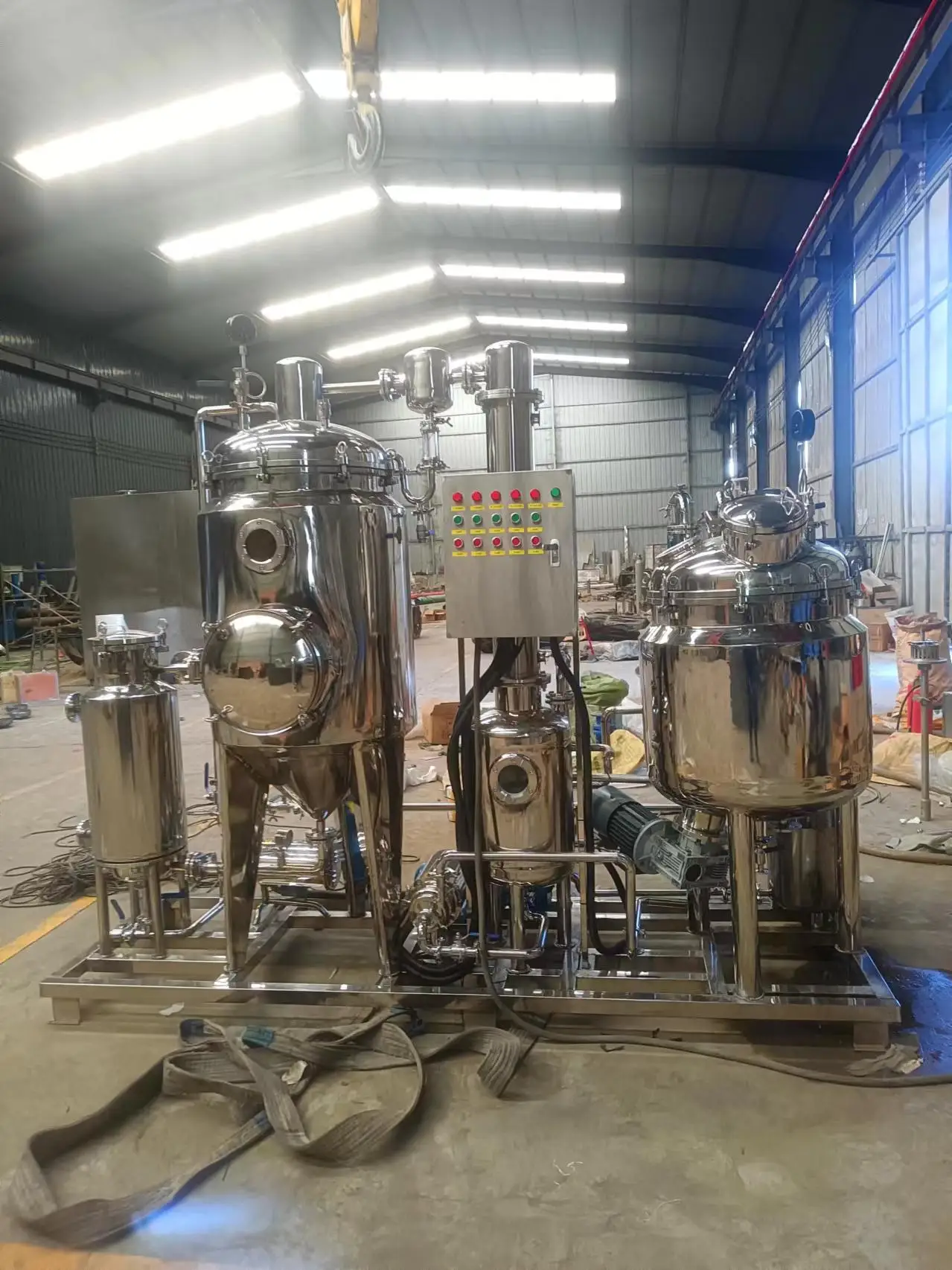 Sistema di evaporatore sottovuoto Evaporatore sottovuoto a risparmio energetico Macchine concentrate di frutta Attrezzatura di concentrazione per acqua di cocco