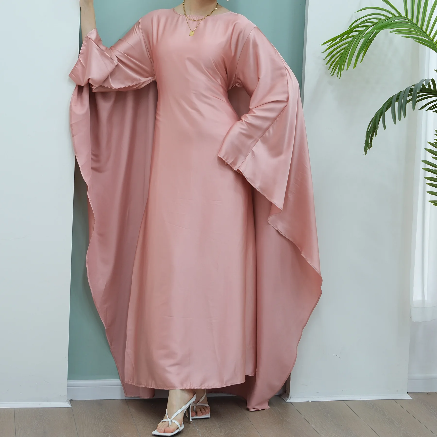 

Batwing Butterfly Sleeve Satin Abaya Ramadan Dubai Muslim Maxi Dress Kaftan Abayas For Women Kebaya Caftan Robe Femme Vestidos