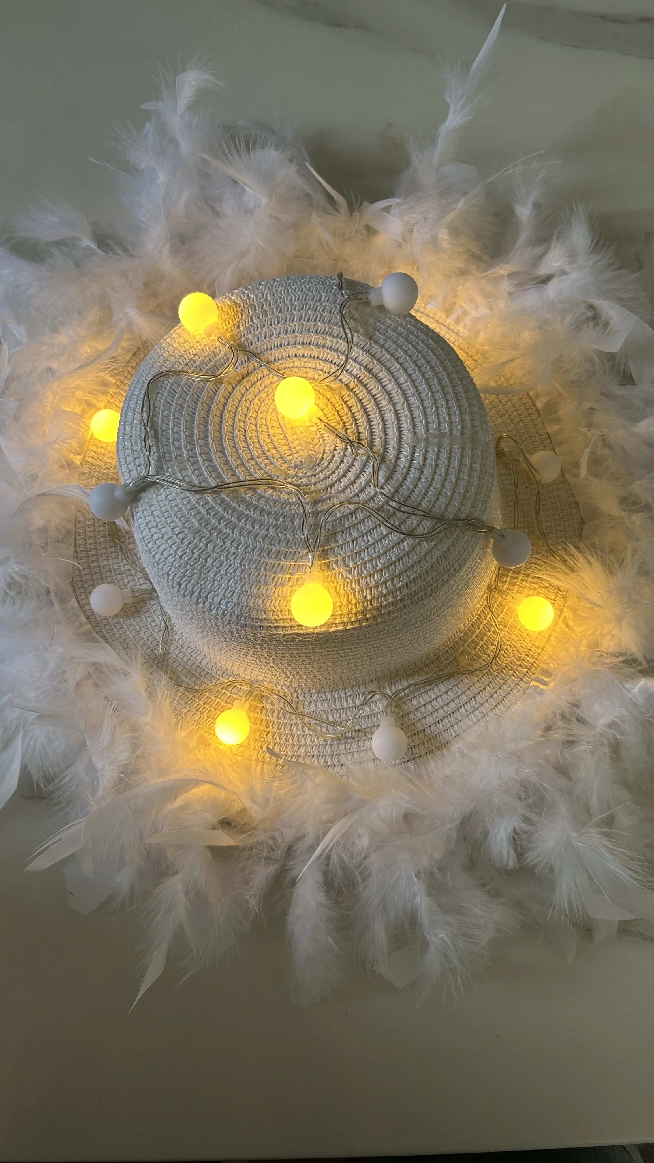 LED White Dress Hat Valentine\'s Christmas Nightclub Suit Bar Girl GOGO Party  LED Light Beads Performance Dance Costume Roupa