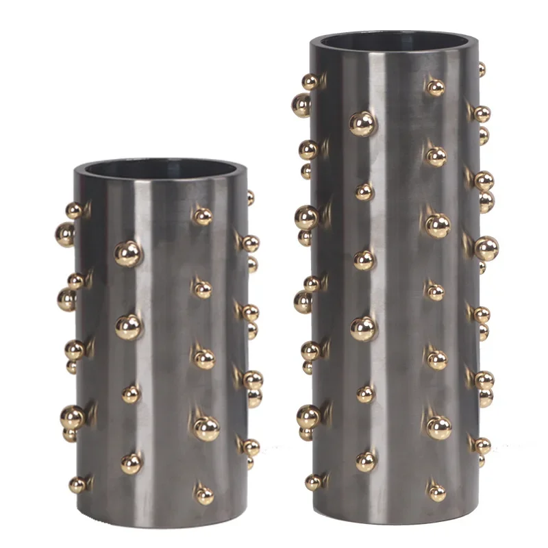 Nordic light luxury round bead dot vase simple metal flower arrangement model room company front desk soft decoration ornament