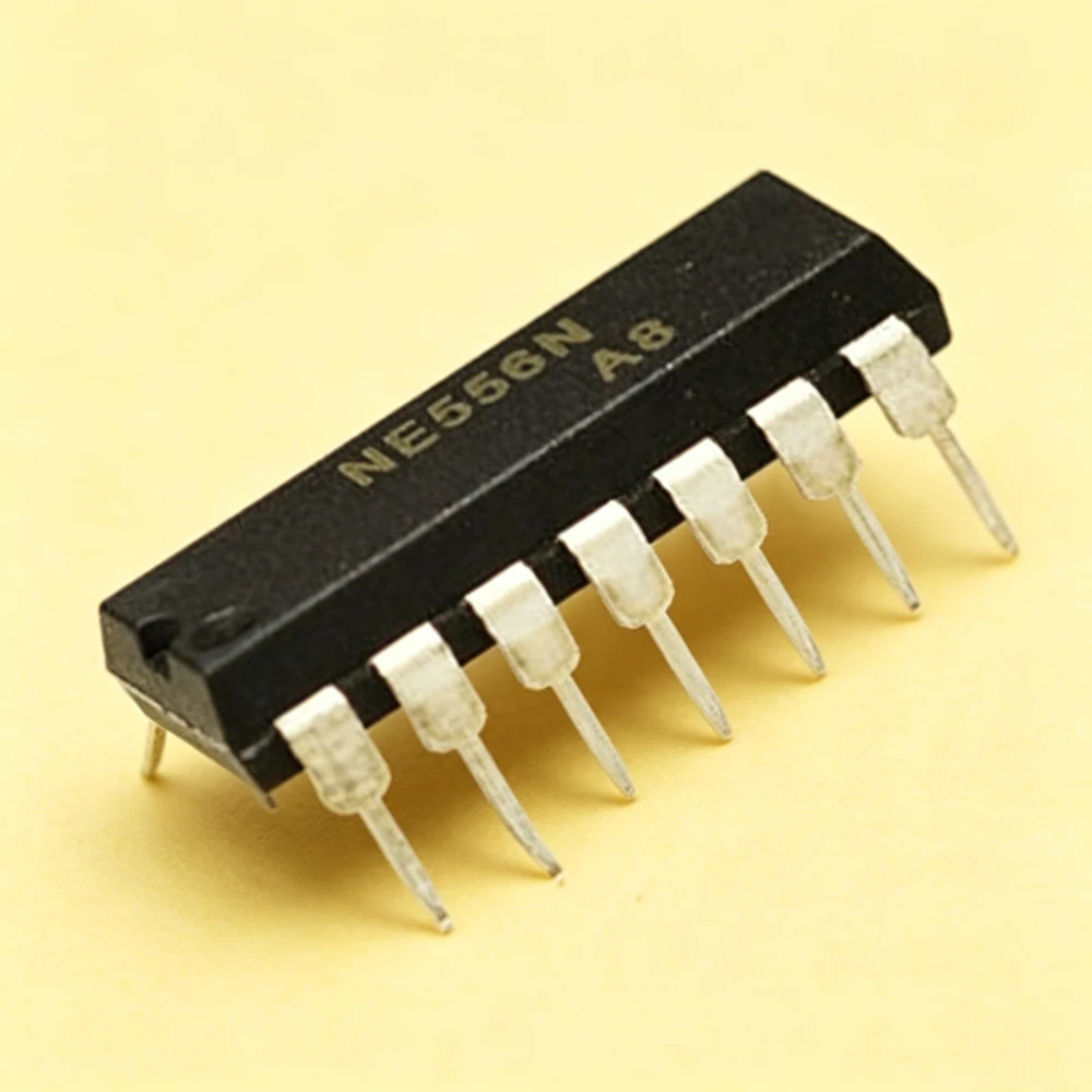 10PCS NE556 NE556N 556N DIP-14 In Stock