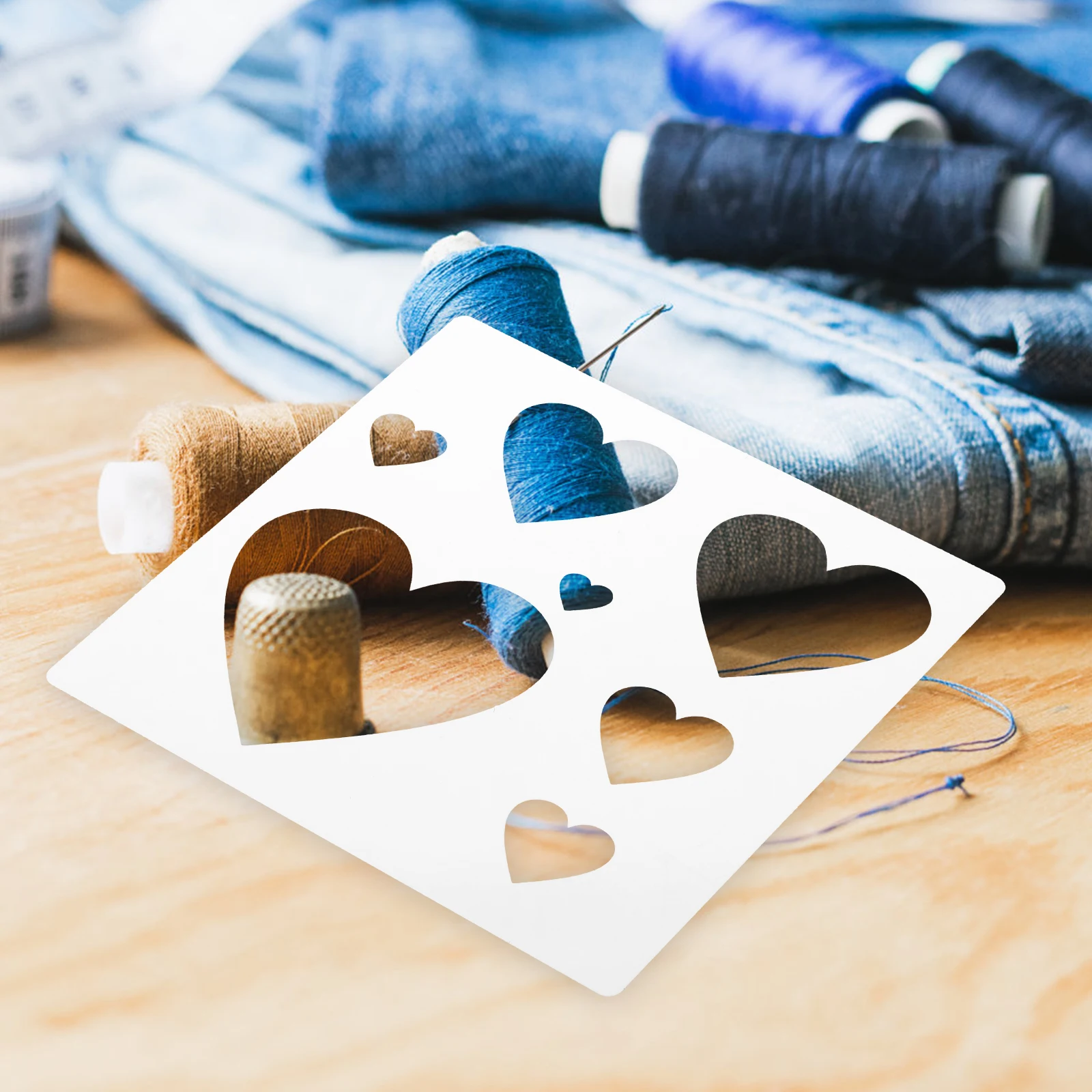 

Heart Shaped Stencils 10x10cm Plastic Reusable Wedding Decor DIY Painting Crafts Holiday Stencils Supplies