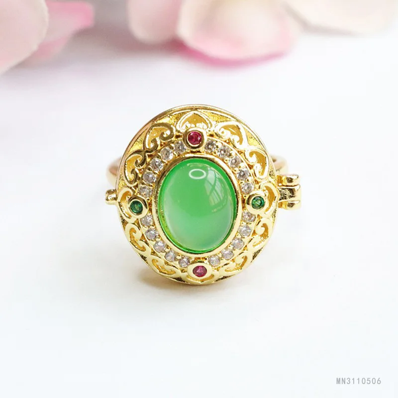 

Natural chalcedony ring, emperor green agate sachet ring, ethnic style