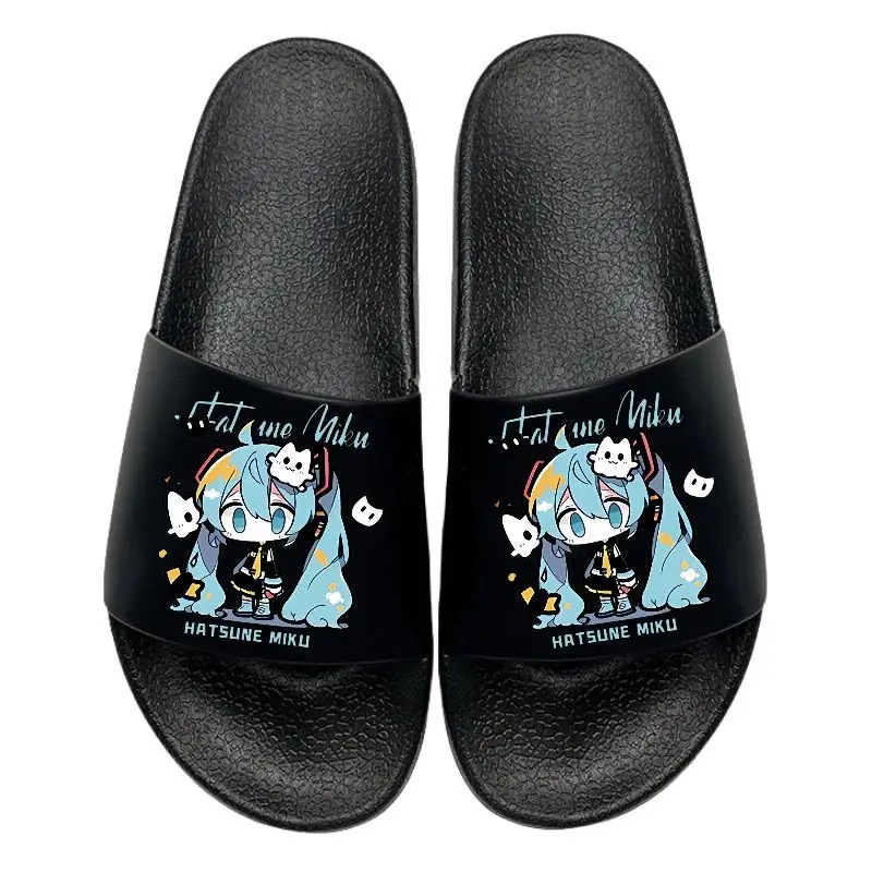 Zapatillas de baño Hatsune Miku para hombre y mujer, zapatillas suaves antideslizantes para interiores, zapatos informales de suela blanda para el hogar, chanclas de playa, regalos
