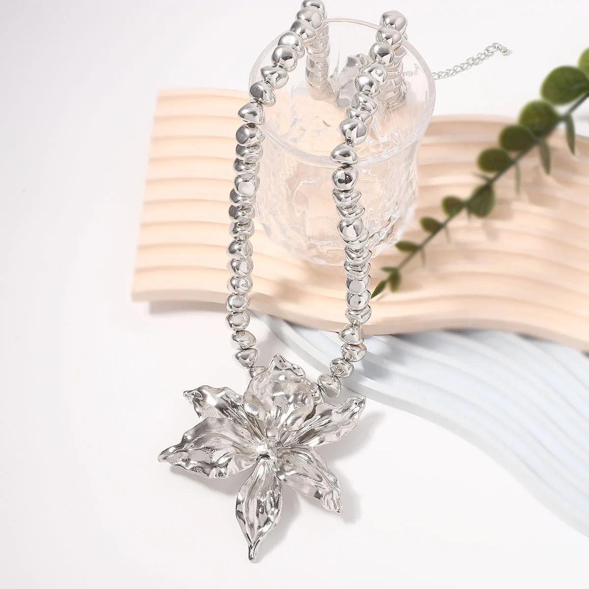 

ZAA Vintage Women Jewelry 2025 Trend Flower Pendant Metal Beaded Chain Link Necklaces Elegant Holiday Party Accessories