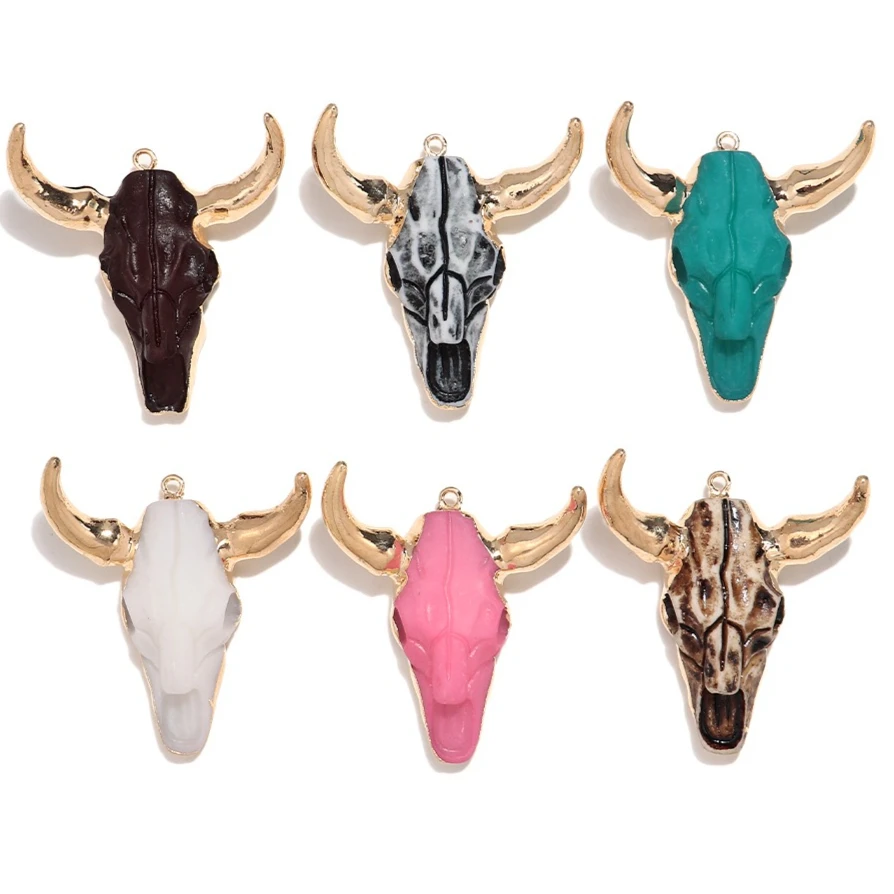 1pcs Vintage Resin Acrylic Bull Head Shape Charms Cow Bone Skull Pendant for DIY Jewelry Making Necklace Bracelet Accessories