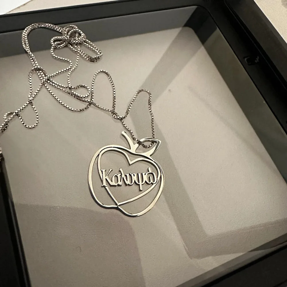 

Custom Personalized Delicacy Apple Name Necklace Teacher Fashion Fruits Heart Charm Graduate Gift