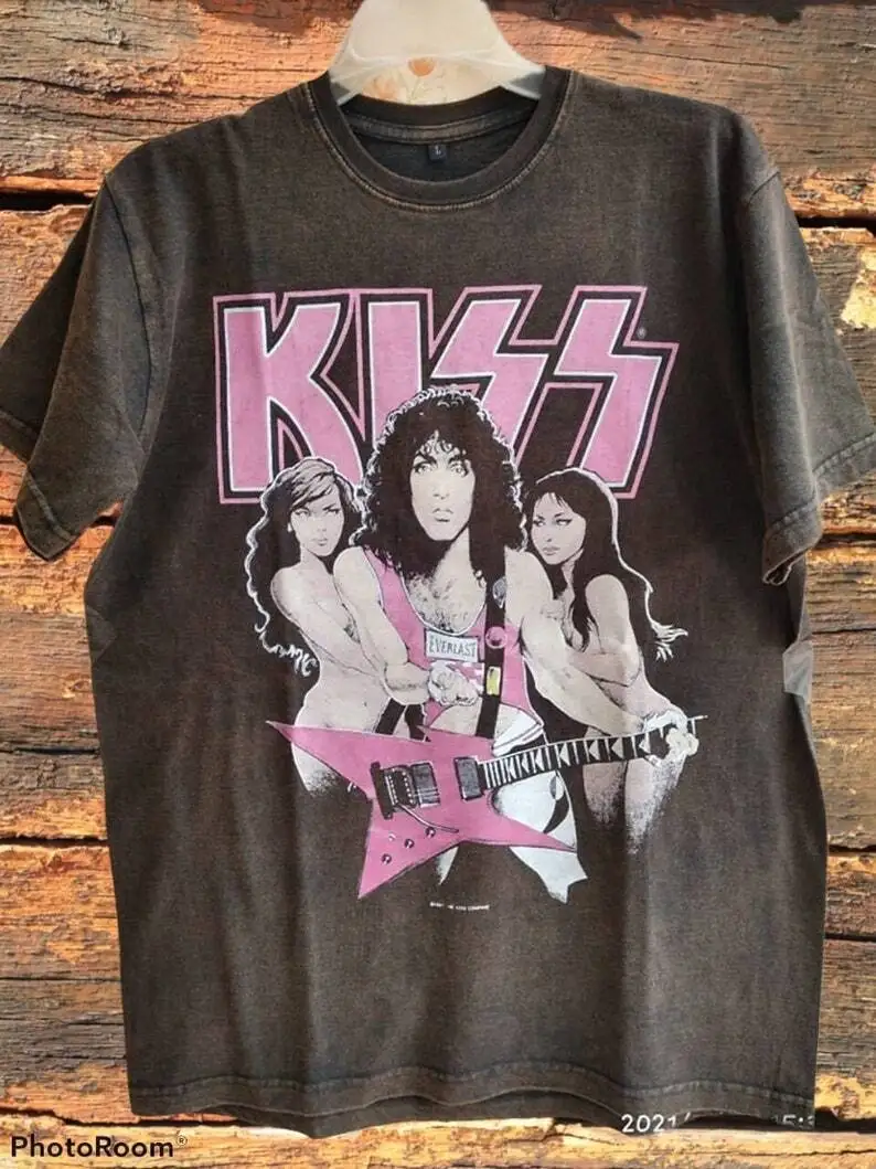 Kiss Band 80s Retro Tee Shirt, new black shirt, rock band vibe, gift for fan