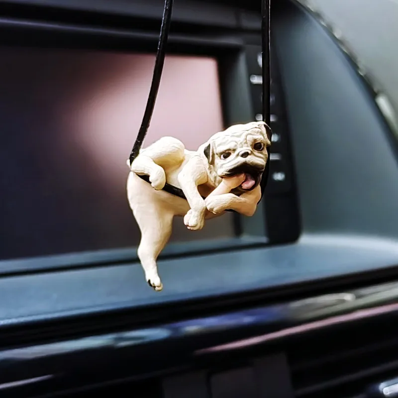 Cute Bulldog suspension, creative fun car decorations, bone-biting bulldogs, rearview mirror decorations, necklaces as gifts.