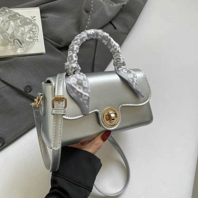 

Лето 2022, винтажная большая сумка, минималистичный кошелек на плечо для женщин, модная сумка через плечо, ретро сумка «день-ночь», шикарная сумка на ремне ​