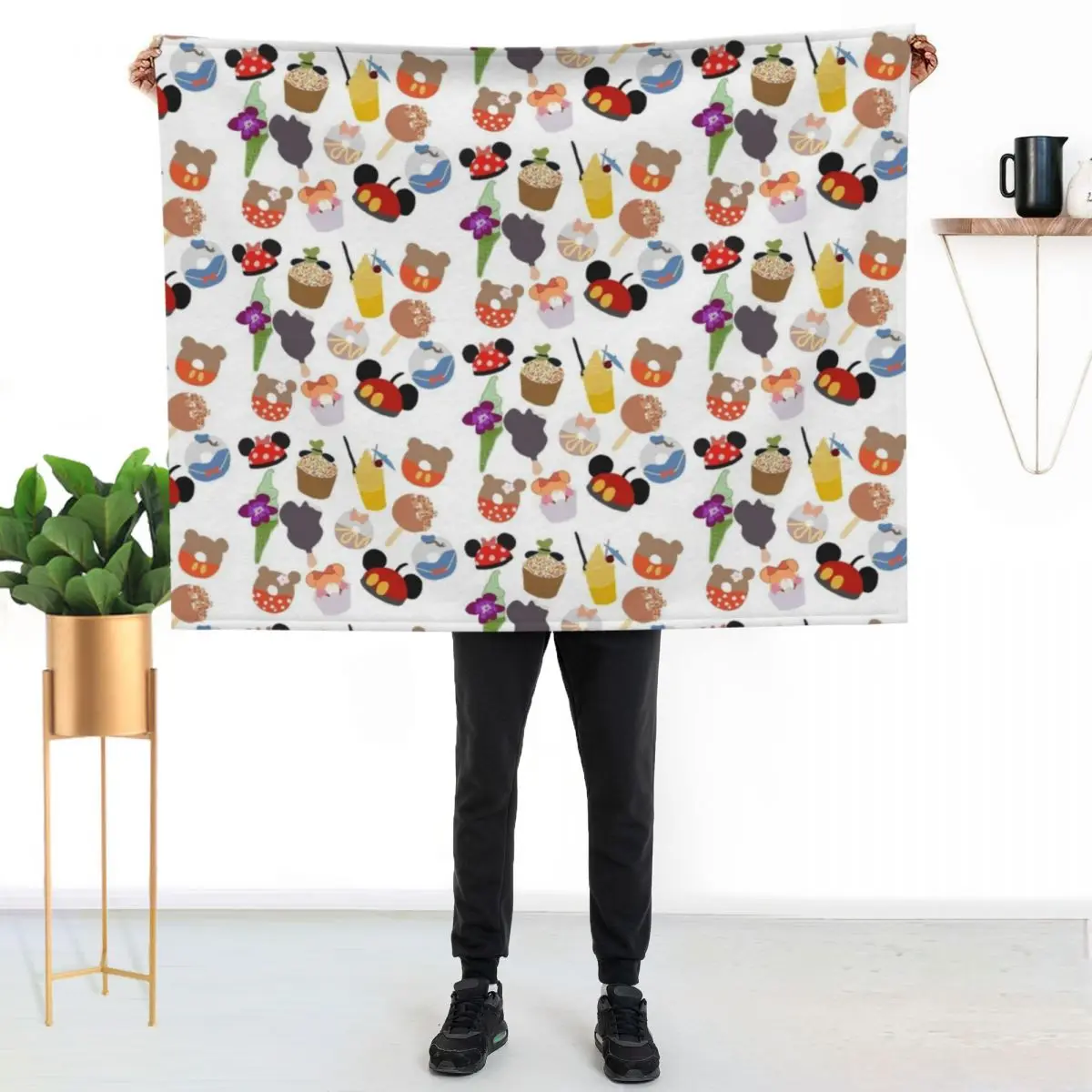 

A magical snack Throw Blanket Breathable Lightweight Blanket for Adults Kids