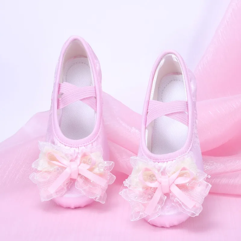 

Blue,Pink,Purple Girls Dance Soft Sole Kids Ballet Dancing Shoe Cute Stage Show Cat Paw Shoes Bow Accessories