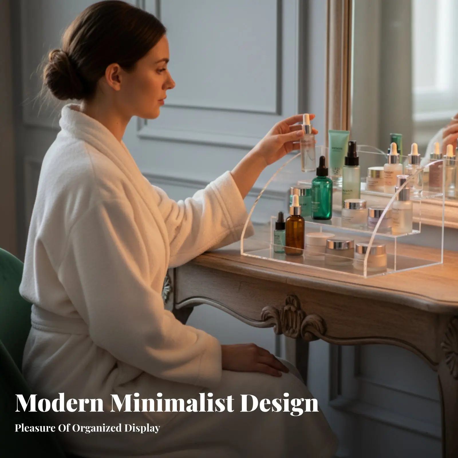 

Tiered Perfume Stand Transparent Multi-Level Clear Stand Large Capacity Space-Saving for Women, Dressing Table, Vanity Table